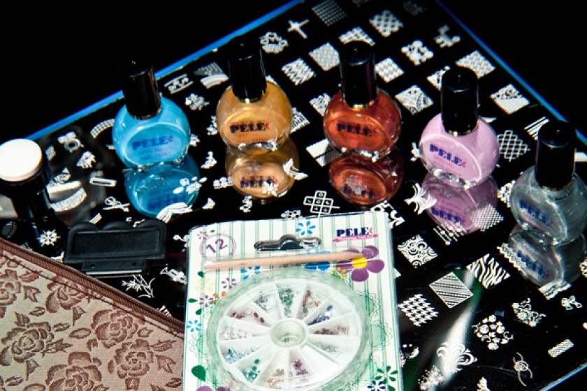 Pele Nail Stamping Kit: Big Plate