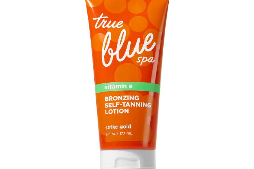 Bath & Body Works True Blue Spa Bronzing Self-Tanning Lotion with Vitamin E