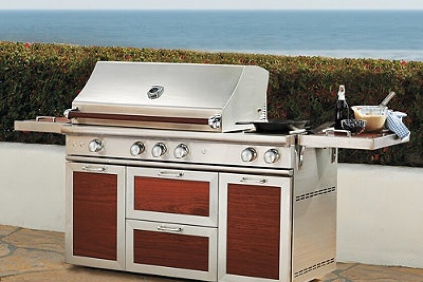 Frontgate Cross-Flame Pro Grill