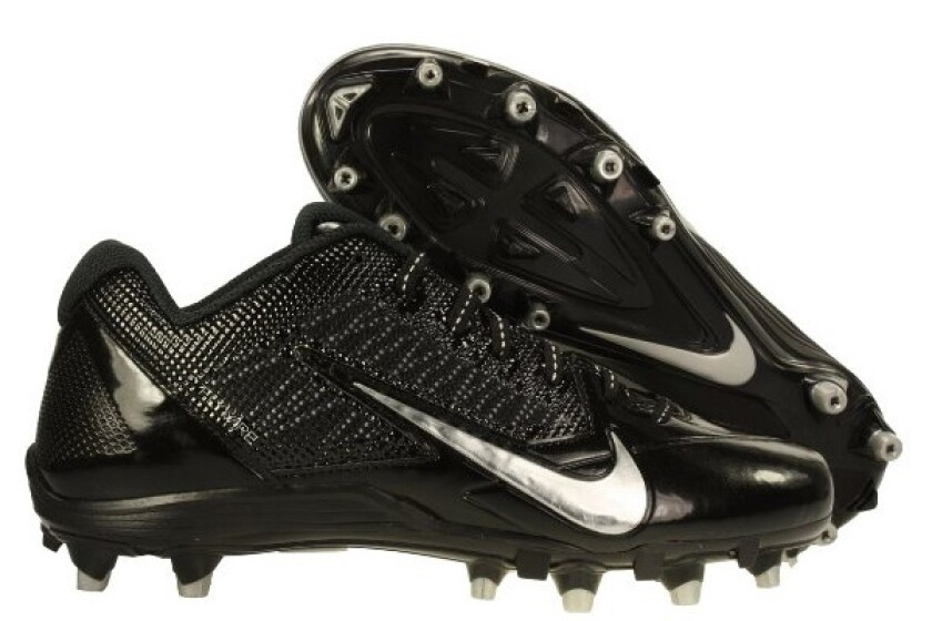 football cleats size 7.5 wide