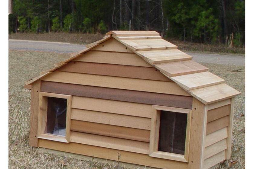 Wood Chuck's All Natural Cedar Dog Duplex House for Small Dogs